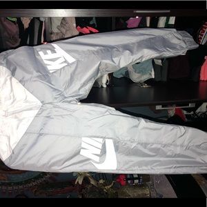 Nike Womens sweatpants